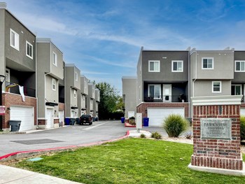 770 N. Hwy 89 2-4 Beds Townhouse for Rent - Photo Gallery 2