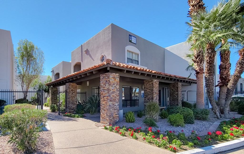 Leasing Office with Stone Pillars and Manicured Landscaping at Stonebridge, Phoenix, Arizona  85032