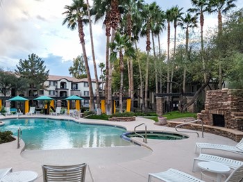 14300 N 83rd Avenue 1-3 Beds Apartment for Rent - Photo Gallery 4