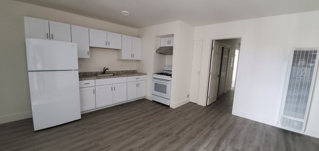 Kitchenette/common area