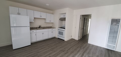 Kitchenette/common area