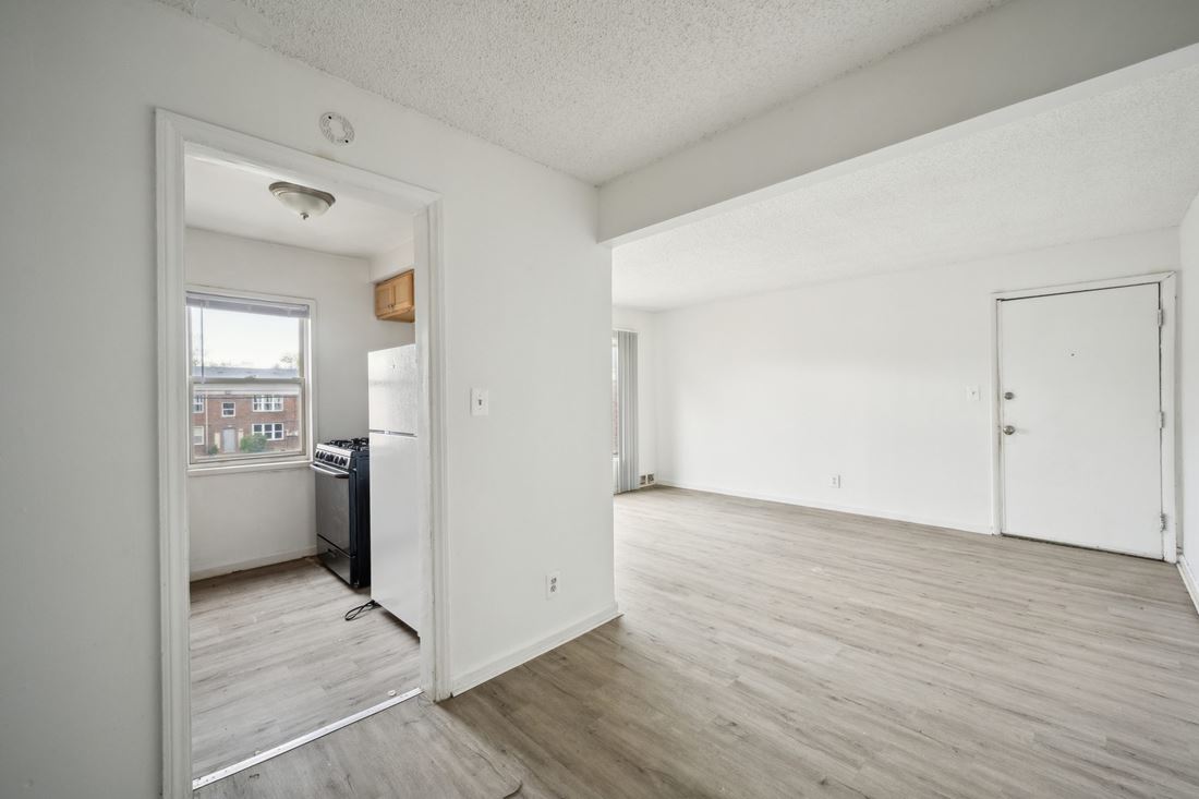 Franklin Village Apartments photo