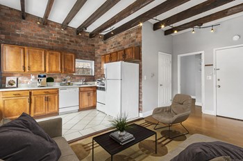Living Room - Photo Gallery 6