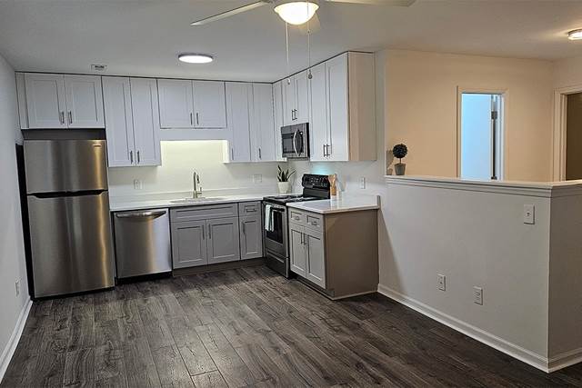 1-bedroom apartment at Brookfield At Lynndale Apartments in Greenville, NC