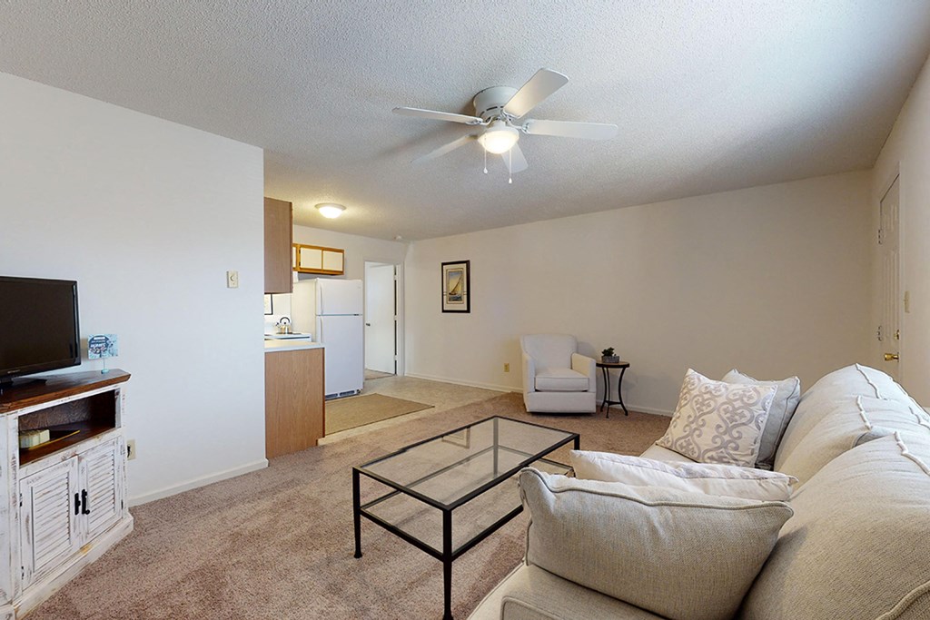 Wesley South and Brookfield 1BR living room