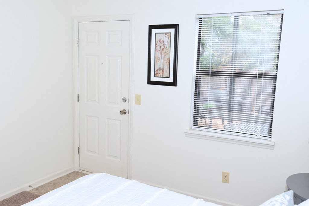 Wesley South and Brookfield 2BR bedroom