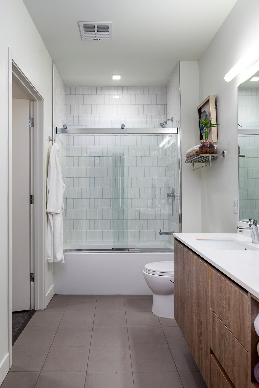 Huge Bathrooms with Modern Fixtures & Tile