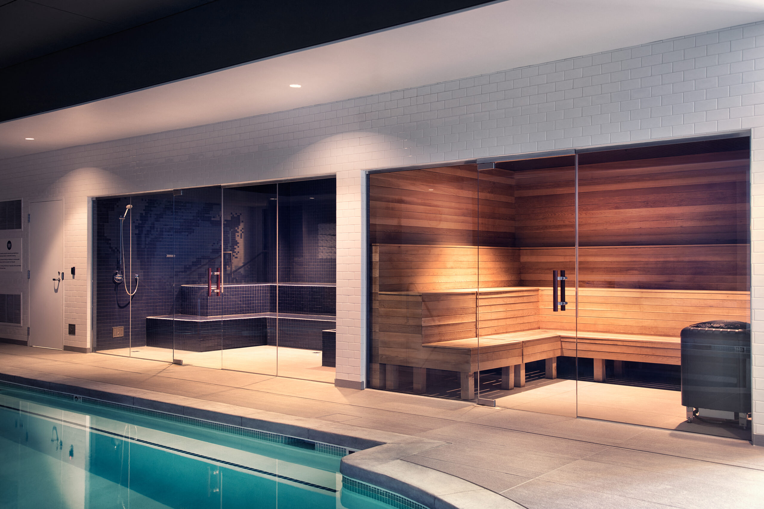 Club Woodside Indoor Pool Saunas