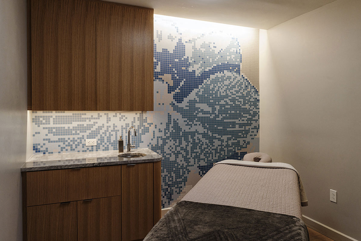 Club Woodside Spa Massage Therapy