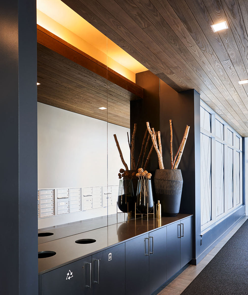 Hospitality Counter Woodside Village Lobby