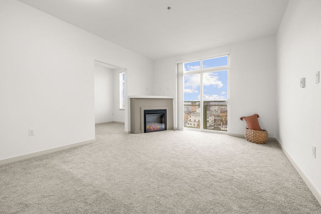 One bedroom with den