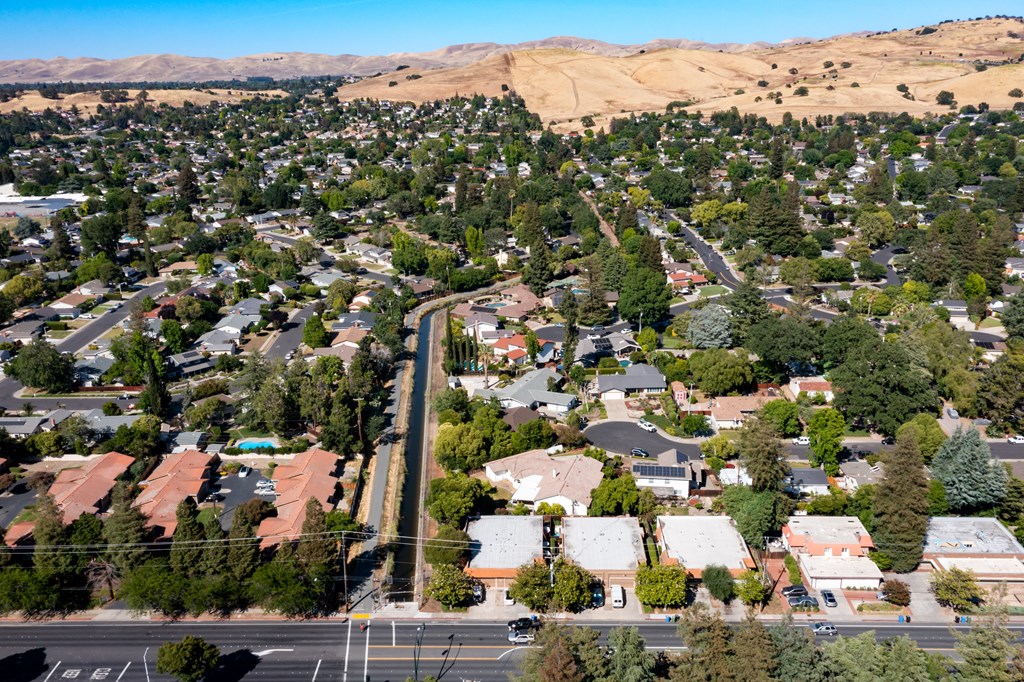  drone canal and lime ridge Concord at Oak Grove Terrace  CA, 94518