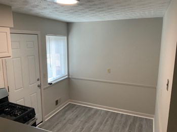 869-893 North Meadows Court 2 Beds Apartment, Townhouse, Duplex/Triplex for Rent - Photo Gallery 6
