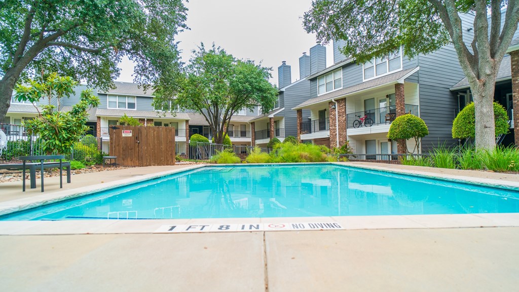 the swimming pool at the preserve at polk apartments