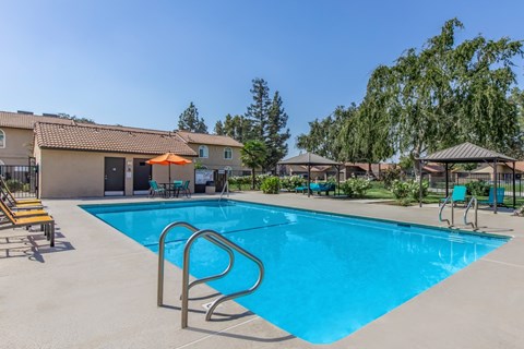 4700 West Caldwell Avenue 1-3 Beds Apartment for Rent