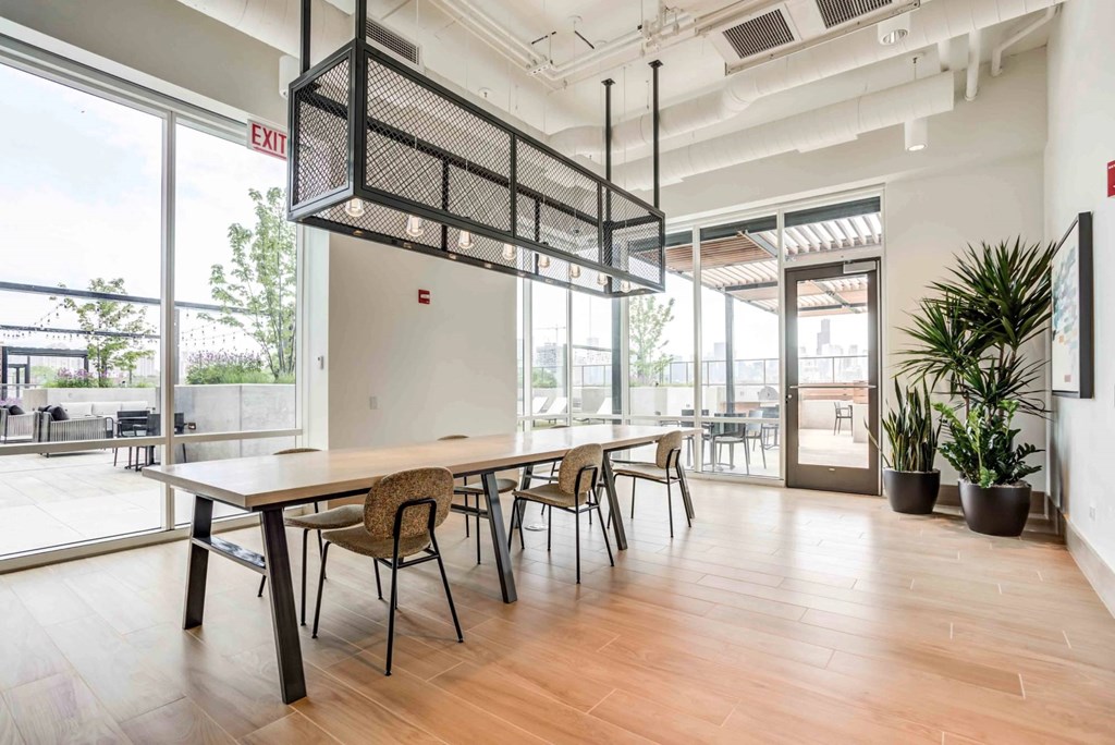 Dining Area at North+Vine, Illinois, 60610