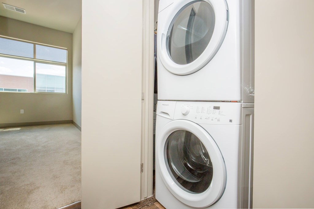 Lofts At Lincoln Station