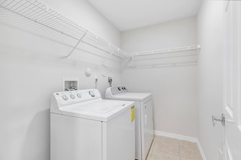 The Isles Apartment washer and dryer - Photo Gallery 15