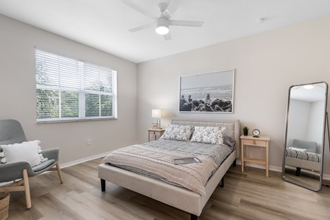 The Isles Apartment bedroom