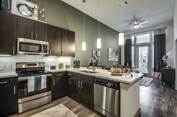 Jones & Rio one bedroom kitchen - Photo Gallery 2