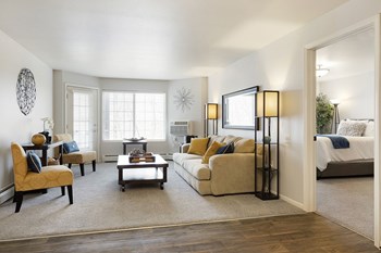 16600 92nd Ave N Studio-2 Beds Apartment for Rent - Photo Gallery 3