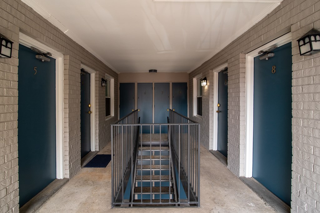 1808 Edgehill