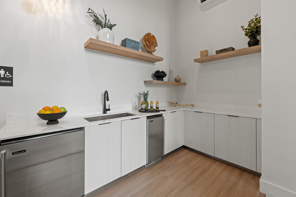 Outdoor poolside airconditioned pool side casita/ cabana