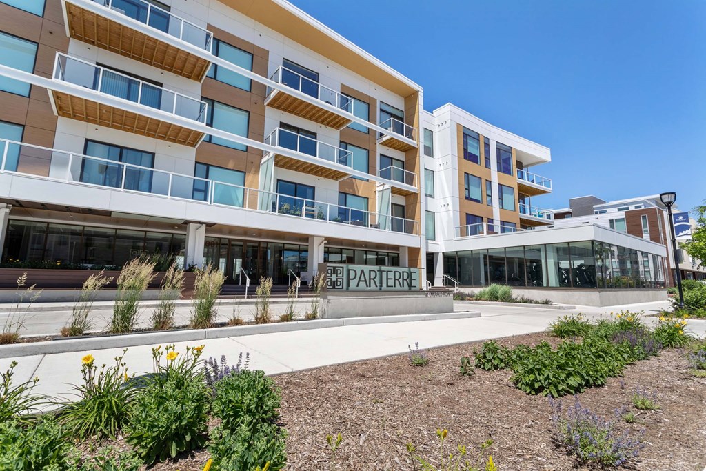 Parterre At Emerald Row