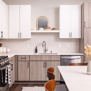 Interior modern kitchen - Noko Apartments - Photo Gallery 6