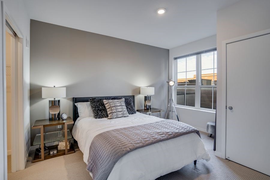 Flats bedroom with open windows
