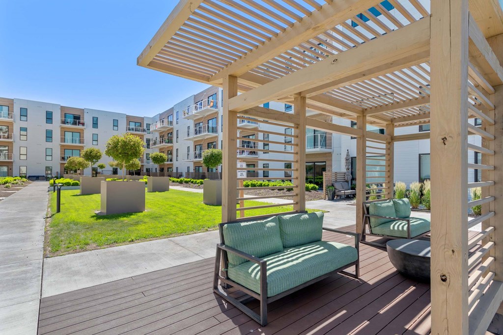 Parterre At Emerald Row