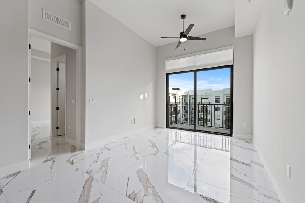 Spacious Penthouse floorplan with upgraded fixtures and Marble-effect porcelain flooring