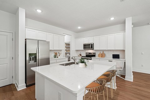 10040 Blackstone Creek 3-4 Beds Apartment for Rent