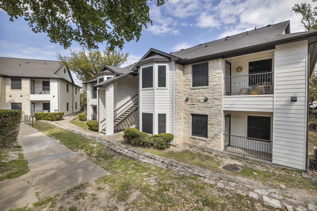 the enclave at homecoming terra vista apartment for rent in austin, tx