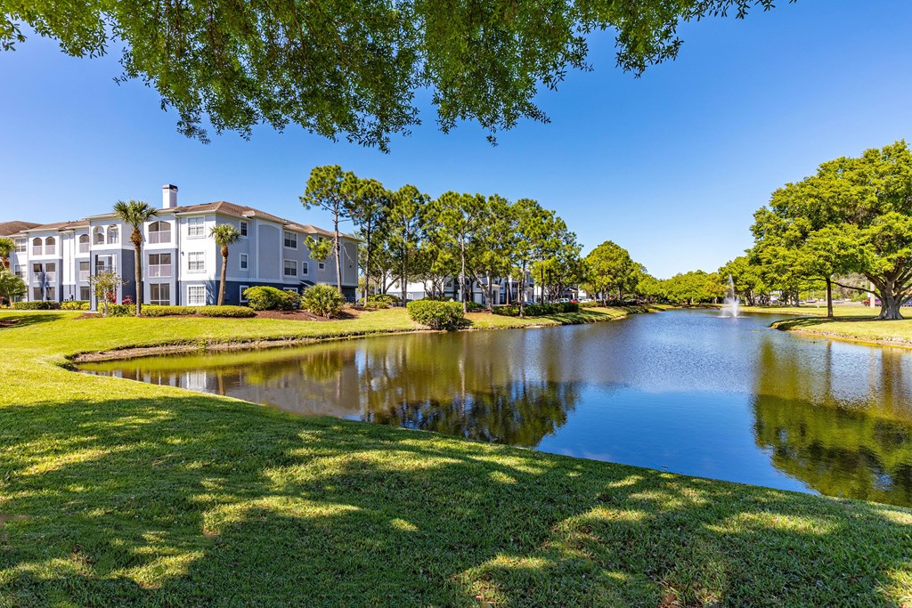 the preserve at ballantyne commons community pond