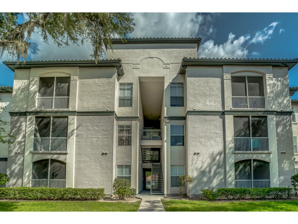 the sanctuary apartments tampa