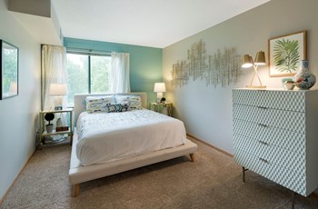 1180 Cushing Circle Studio-2 Beds Apartment for Rent - Photo Gallery 6