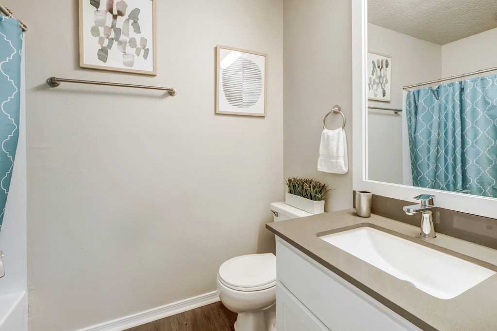 Rock Springs bathroom.