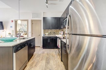 Model Kitchen with - Photo Gallery 6