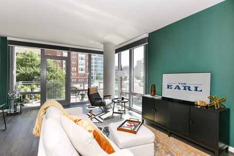 1122 N Hudson Street Studio-2 Beds Apartment for Rent