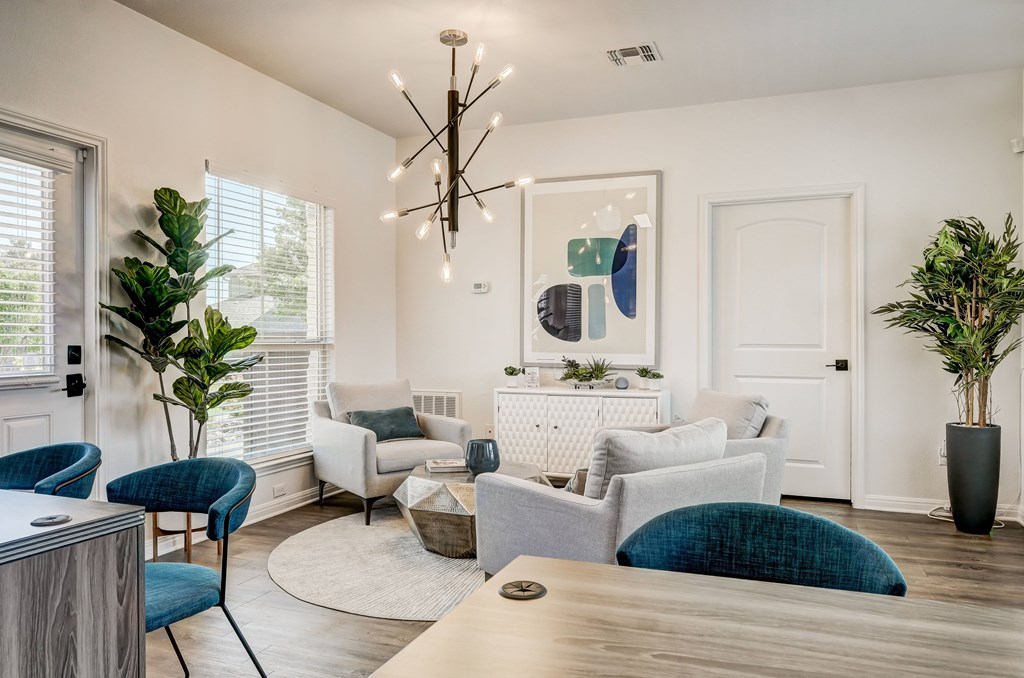 Leasing Office and Lounge