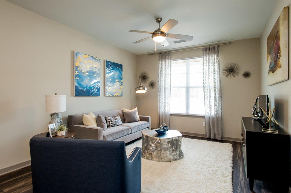 Brand New Franklin TN Apartments