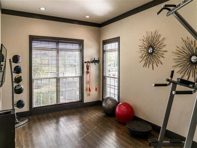 Luxury Apartments in Downtown Franklin TN14