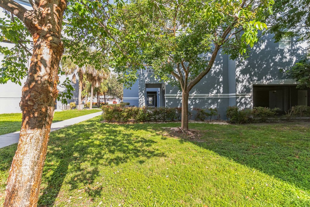 Cobblestone On The Lake Apartments