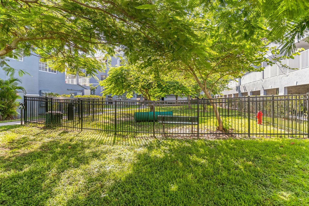 Cobblestone On The Lake Apartments