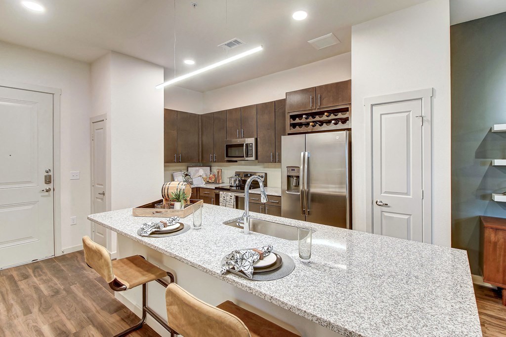 OXLY Kitchen with Island and Cabinets