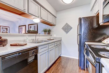 Upgraded Kitchens Village Square Apartments - Photo Gallery 3