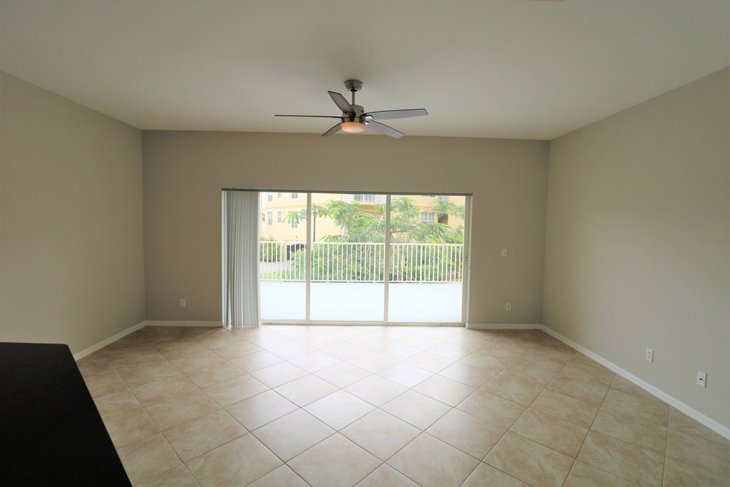 Cobblestone On The Lake Apartments