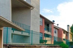 Apartments in Longview, TX Sparkling Swimming Pool with Heated Jacuzzi