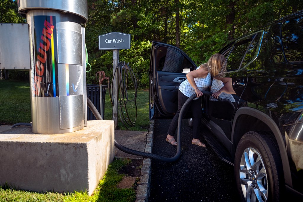 Car Wash Station. The Cascades at Tinton Falls, Tinton Falls NJ 07753
